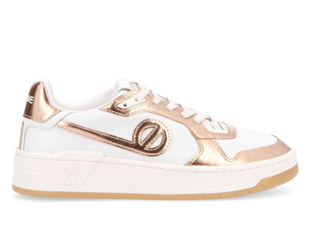 KELLY-SNEAKER.jpg